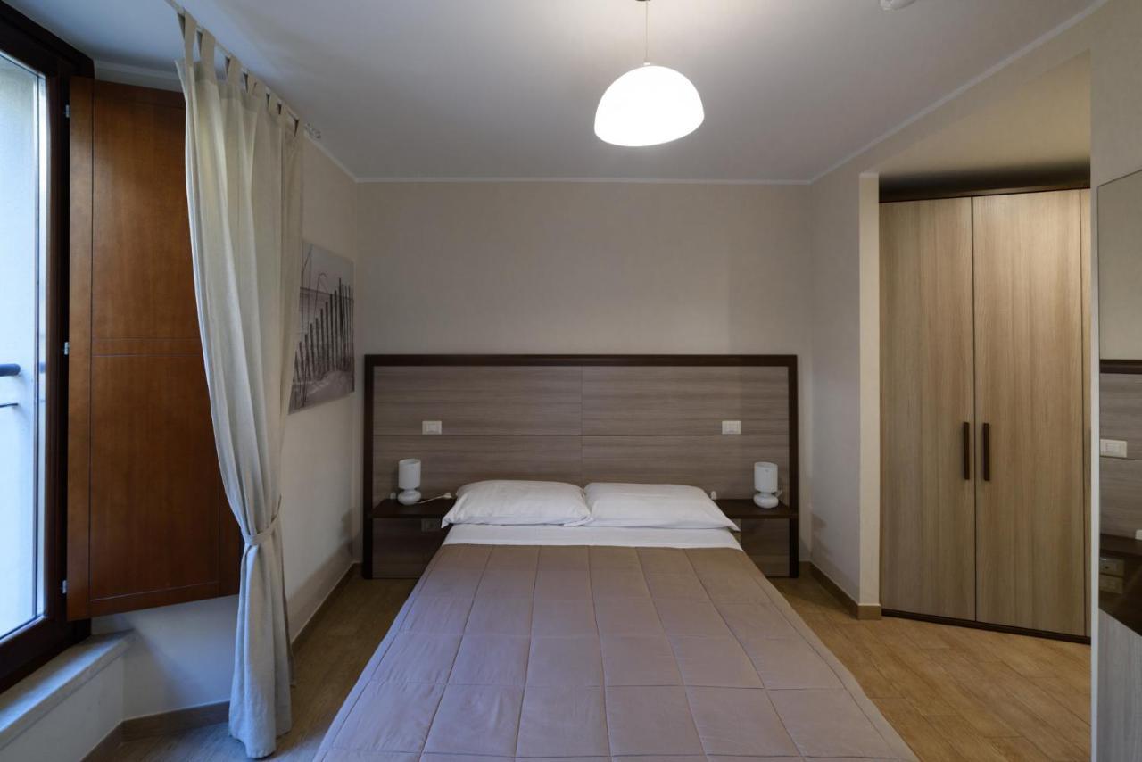 Flora Hotel Todi Eksteriør bilde